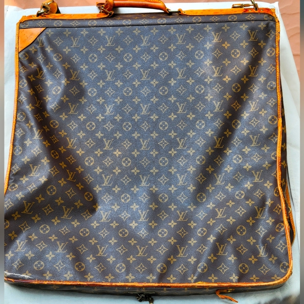 Authentic Vintage Louis Vuitton Monogram Garment Bag Suitcase